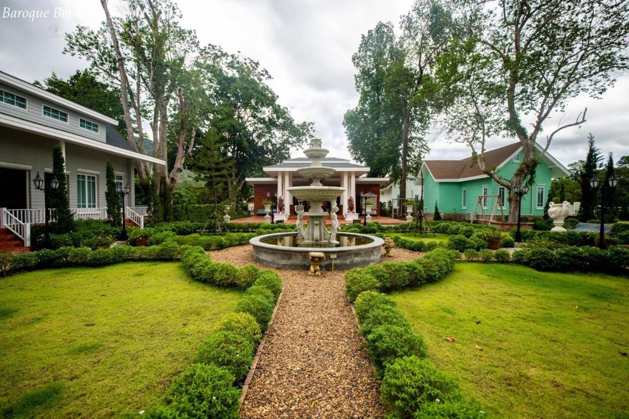 Baroque Boutique Resort Ranong Exterior foto