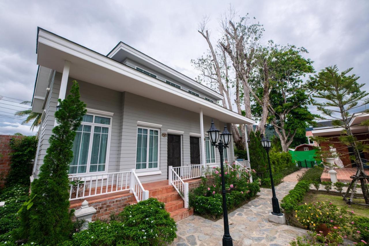 Baroque Boutique Resort Ranong Exterior foto